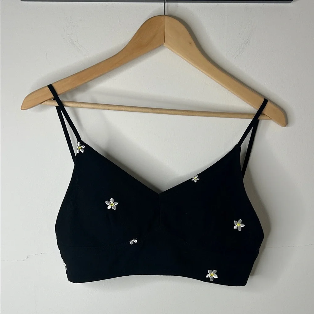 Kendall and Kylie daisy bra top - Picture 1 of 5